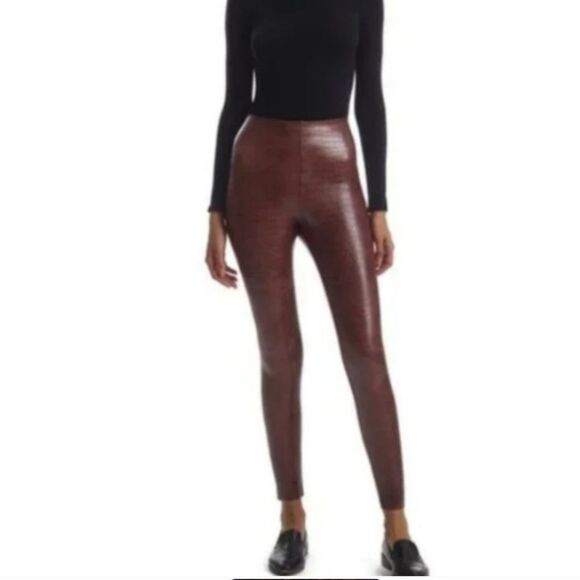 7 For All Mankind Crocodile-Embossed Brown Leggings - Picture 1 of 11